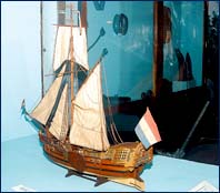 Model of a Dutch Staaten Jacht  